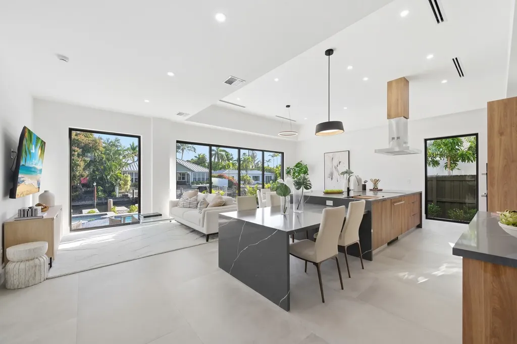1308 Avocado Isle Fort Lauderdale FL 33315