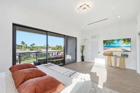 1308 Avocado Isle Fort Lauderdale FL 33315