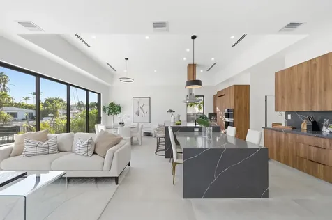 1308 Avocado Isle Fort Lauderdale FL 33315
