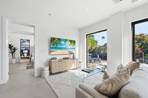 1308 Avocado Isle Fort Lauderdale FL 33315
