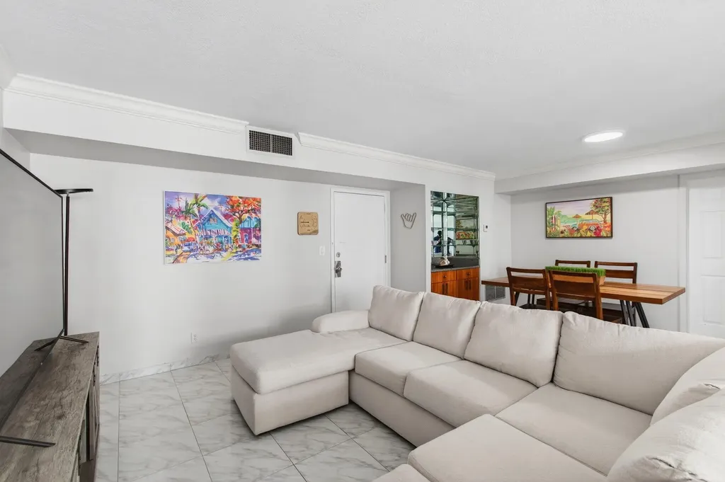 1239 Hillsboro Mile Hillsboro Beach FL 33062