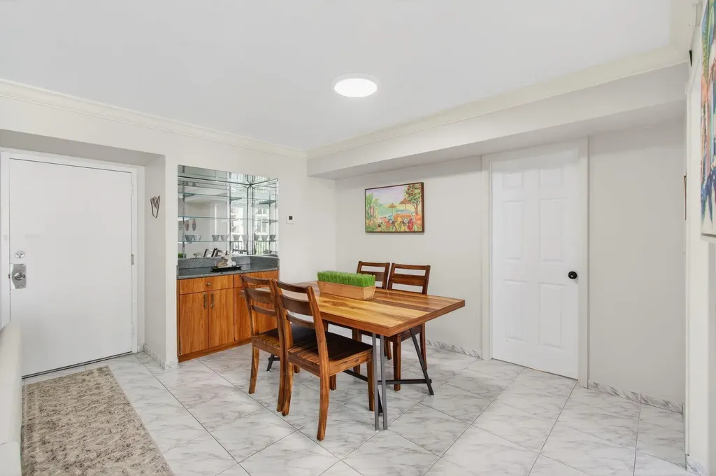 1239 Hillsboro Mile Hillsboro Beach FL 33062