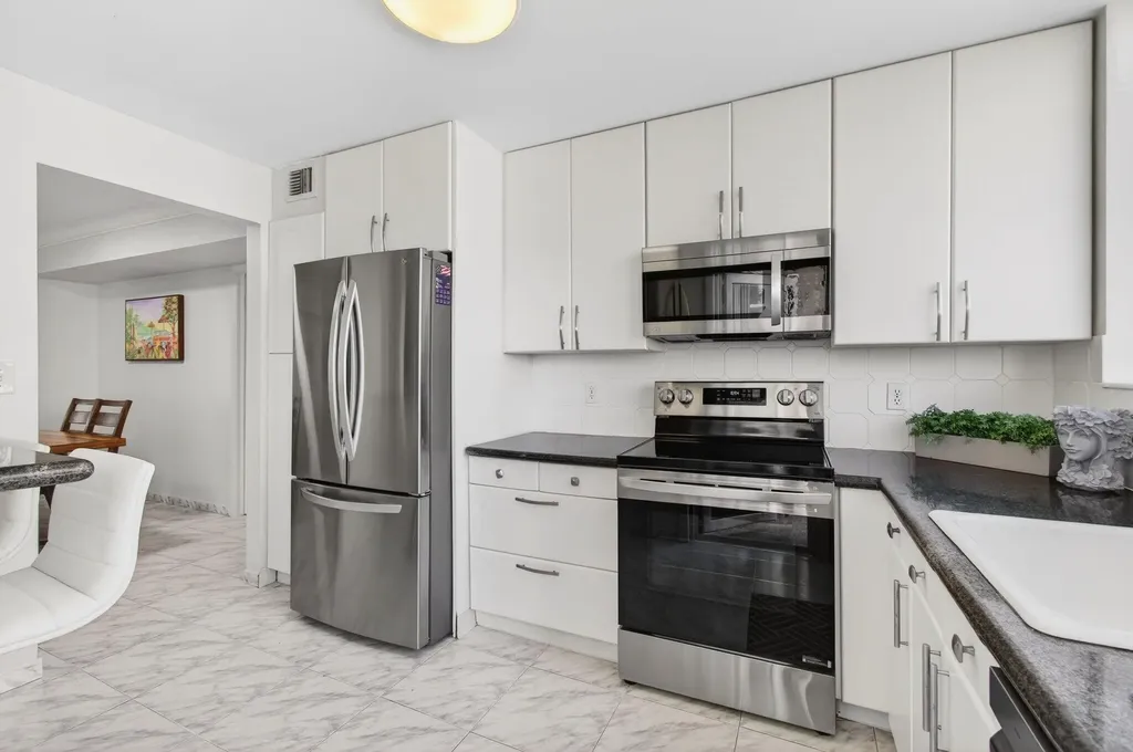 1239 Hillsboro Mile Hillsboro Beach FL 33062