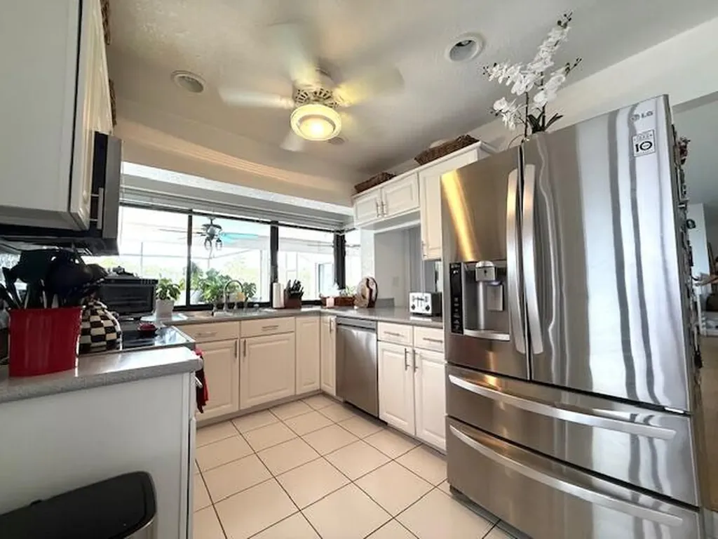 665 Hollows Circle Deerfield Beach FL 33442