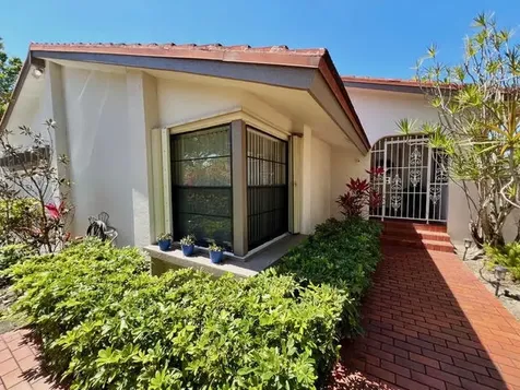 665 Hollows Circle Deerfield Beach FL 33442