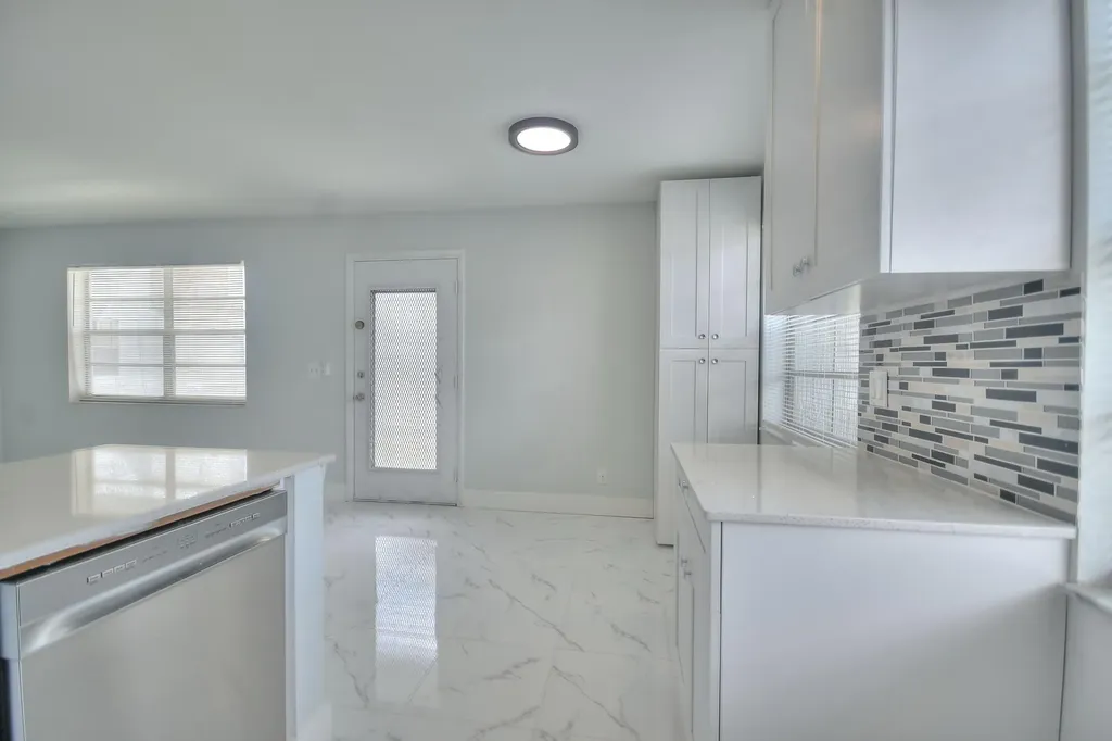137 Normandy C Delray Beach FL 33484