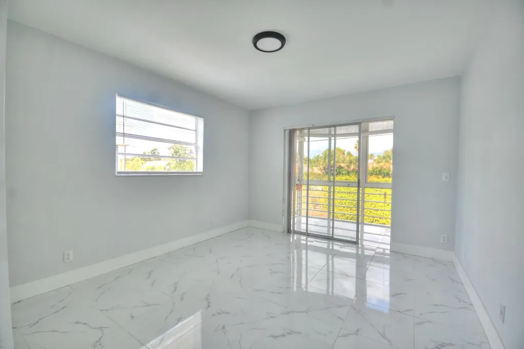 137 Normandy C Delray Beach FL 33484