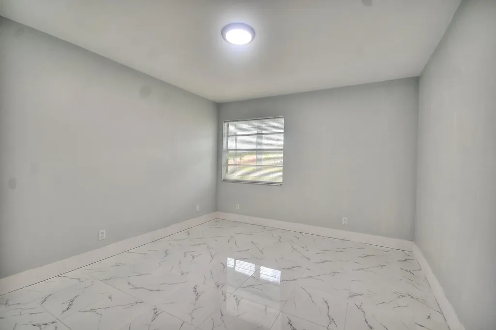 137 Normandy C Delray Beach FL 33484