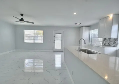 137 Normandy C Delray Beach FL 33484