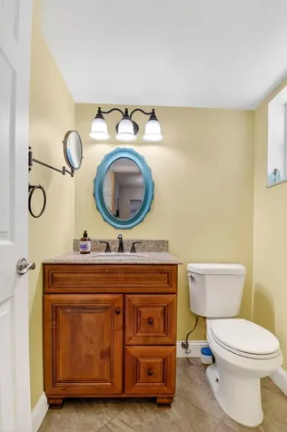 18 Colonial Club Drive Boynton Beach FL 33435