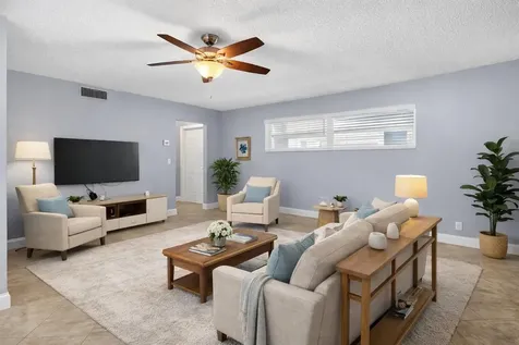 18 Colonial Club Drive Boynton Beach FL 33435