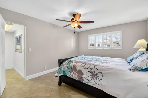18 Colonial Club Drive Boynton Beach FL 33435