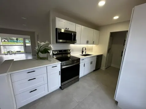 316 Cape Cod Circle Greenacres FL 33467