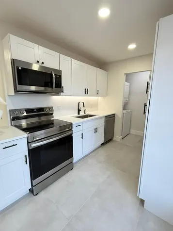 316 Cape Cod Circle Greenacres FL 33467