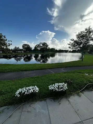 316 Cape Cod Circle Greenacres FL 33467