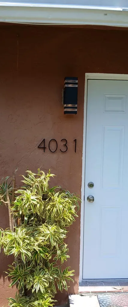 4031 3rd Road S West Palm Beach FL 33406