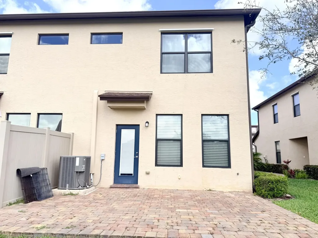 2800 Troubadour Street Palm Springs FL 33406