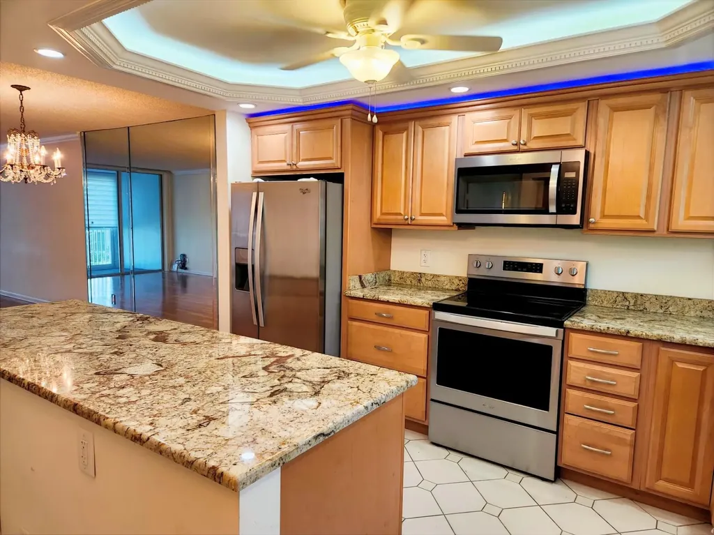2008 S Federal Highway Boynton Beach FL 33435