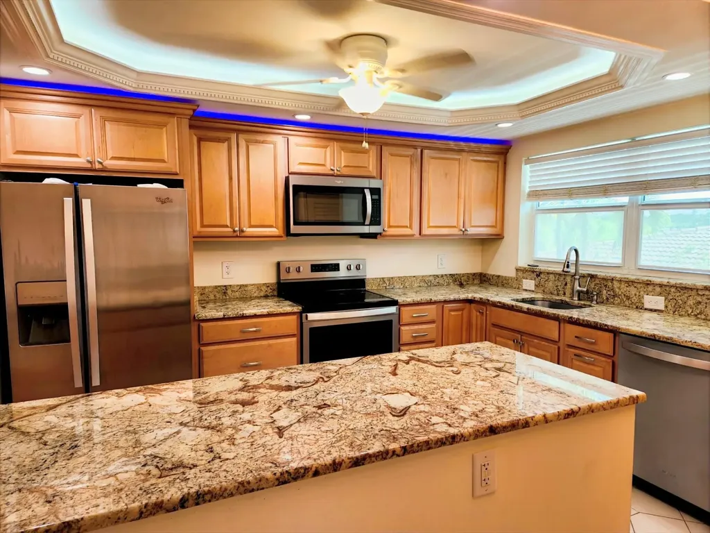 2008 S Federal Highway Boynton Beach FL 33435