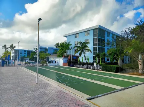 2008 S Federal Highway Boynton Beach FL 33435