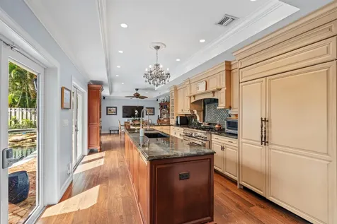 402 Lake Drive Delray Beach FL 33444