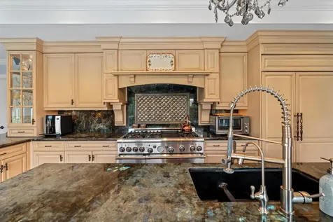 402 Lake Drive Delray Beach FL 33444