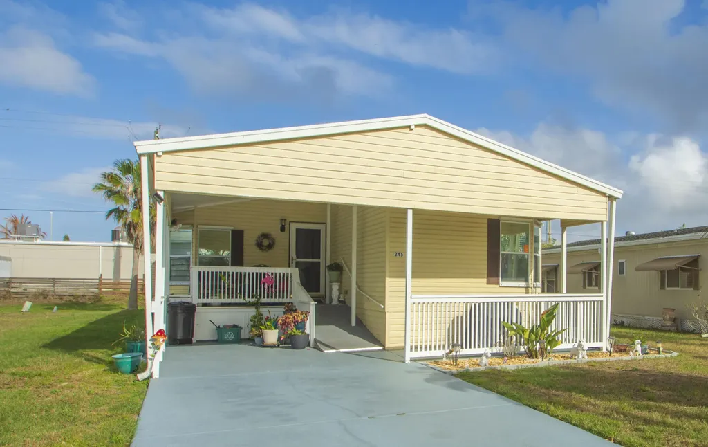 245 Camino Del Rio Port St Lucie FL 34952