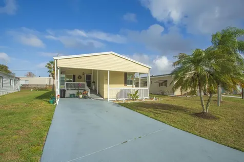 245 Camino Del Rio Port St Lucie FL 34952