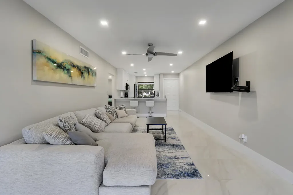 12911 Briarlake Drive Palm Beach Gardens FL 33418