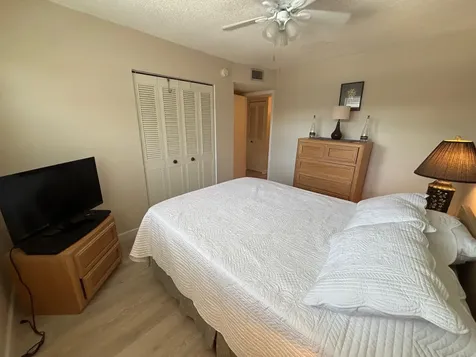 2950 SE Ocean Boulevard Stuart FL 34996