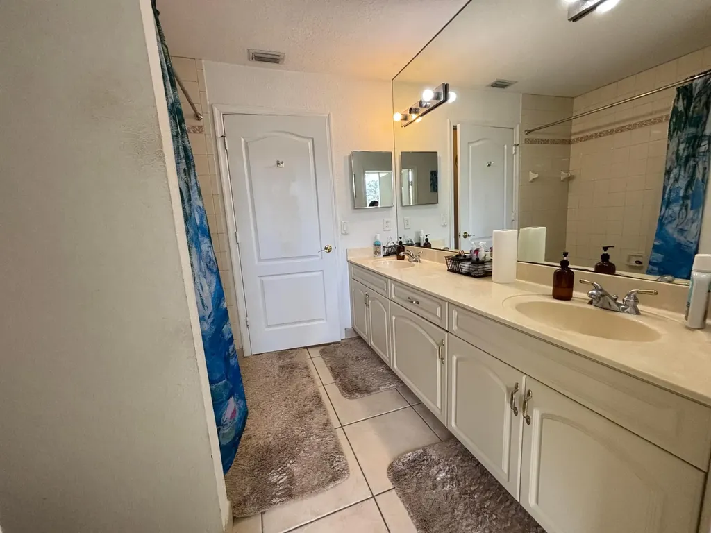 16611 N 68th Street Street N The Acreage FL 33470