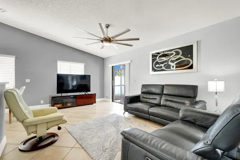 10090 SW 16th Place Davie FL 33324