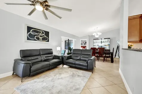 10090 SW 16th Place Davie FL 33324
