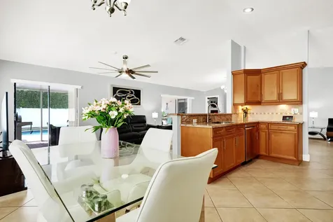 10090 SW 16th Place Davie FL 33324