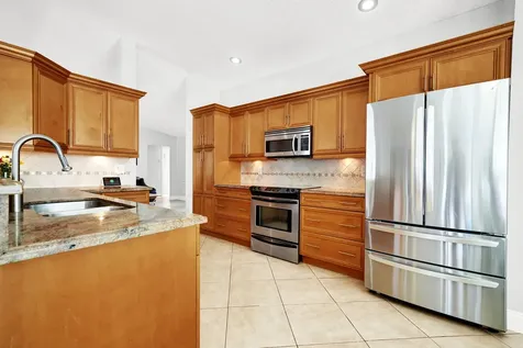 10090 SW 16th Place Davie FL 33324