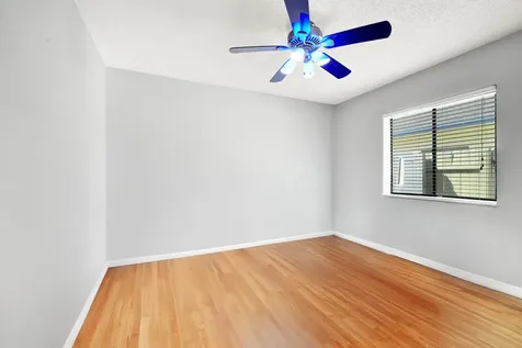 10090 SW 16th Place Davie FL 33324