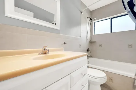 10090 SW 16th Place Davie FL 33324