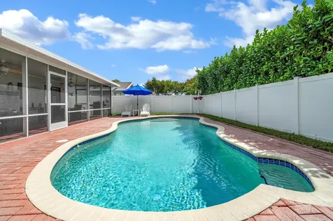 10090 SW 16th Place Davie FL 33324