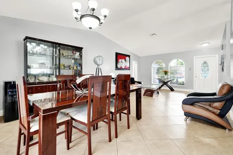 10090 SW 16th Place Davie FL 33324