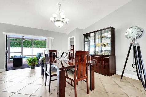 10090 SW 16th Place Davie FL 33324