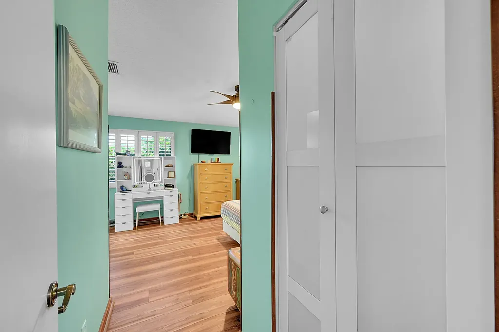 2922 Port Royale Lane S Fort Lauderdale FL 33308