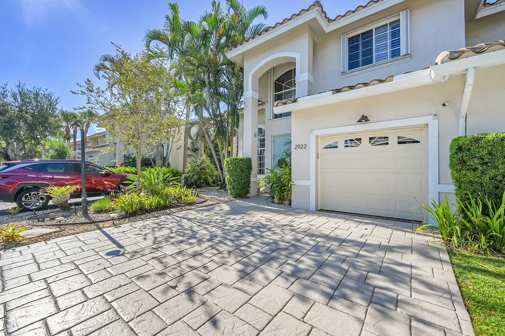 2922 Port Royale Lane S Fort Lauderdale FL 33308