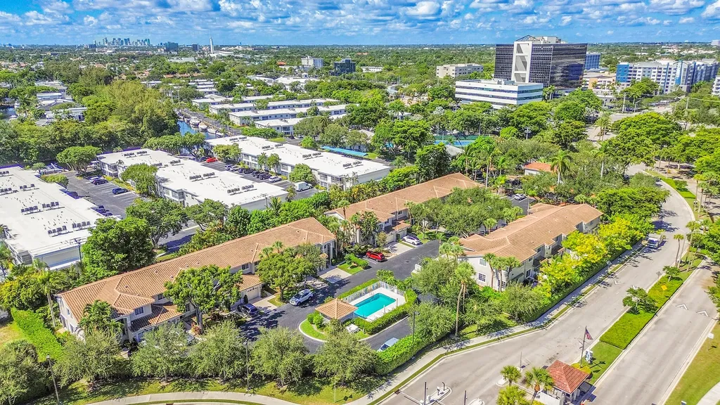 2922 Port Royale Lane S Fort Lauderdale FL 33308