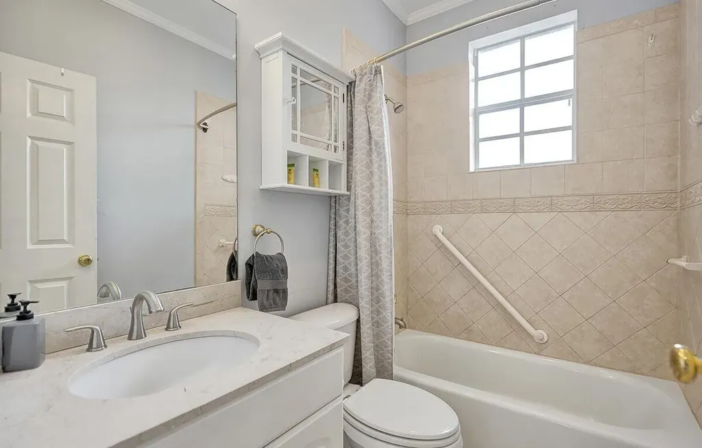 2105 SW 12th Terrace Fort Lauderdale FL 33315
