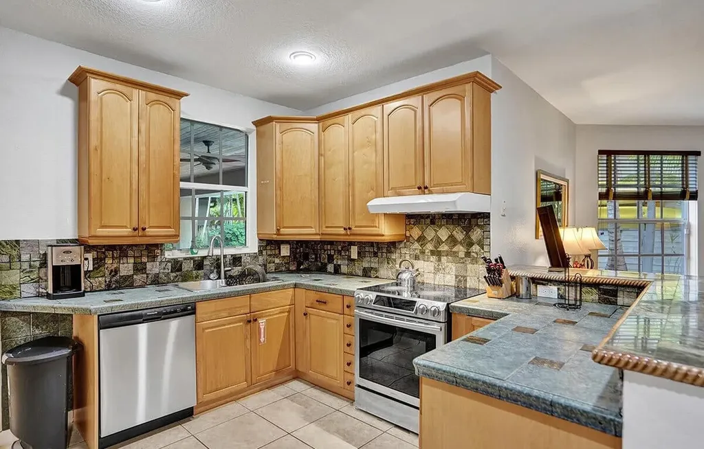 2105 SW 12th Terrace Fort Lauderdale FL 33315