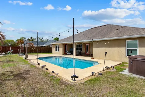 4633 SW Junietta Terrace Port St Lucie FL 34953