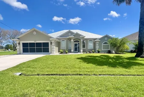 5952 NW Favian Avenue Port St Lucie FL 34986