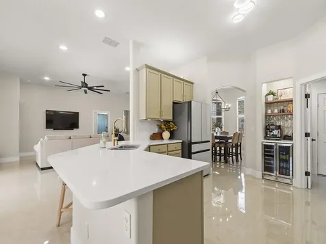 5952 NW Favian Avenue Port St Lucie FL 34986