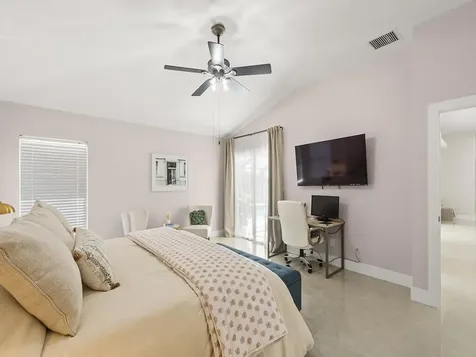5952 NW Favian Avenue Port St Lucie FL 34986