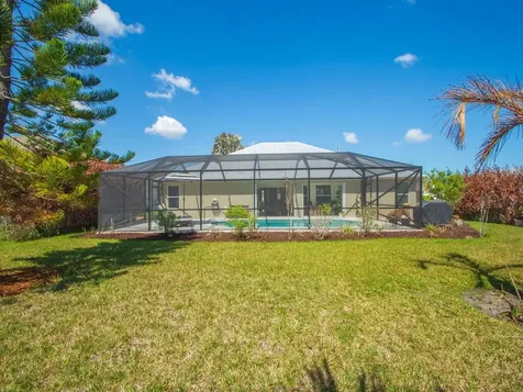 5952 NW Favian Avenue Port St Lucie FL 34986